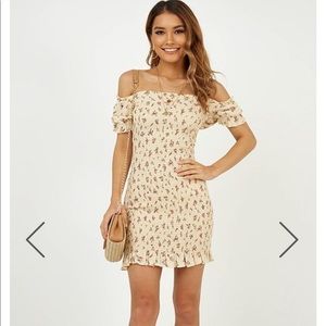 NWOT Showpo off shoulder like sugar dress